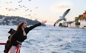 Eylül Ayı Dikili Tekne Turu İçin Sonbahar Lezzetleri
